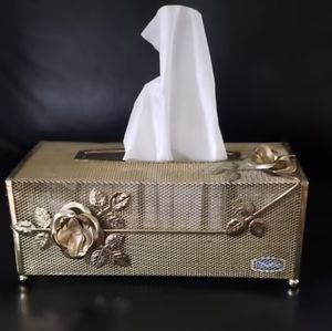 Bundle of metal tissue box and wall hanging